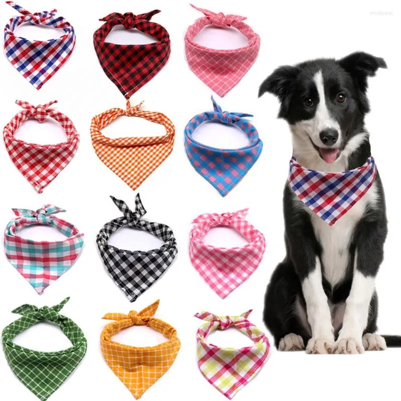 ملابس الكلاب 1pcs وشاح نمط Plaid Puppy Cat Bandana/Bibs القطن القابلة للغسل باندانا قابلة للغسل لمنتجات الاستمالة الصغيرة