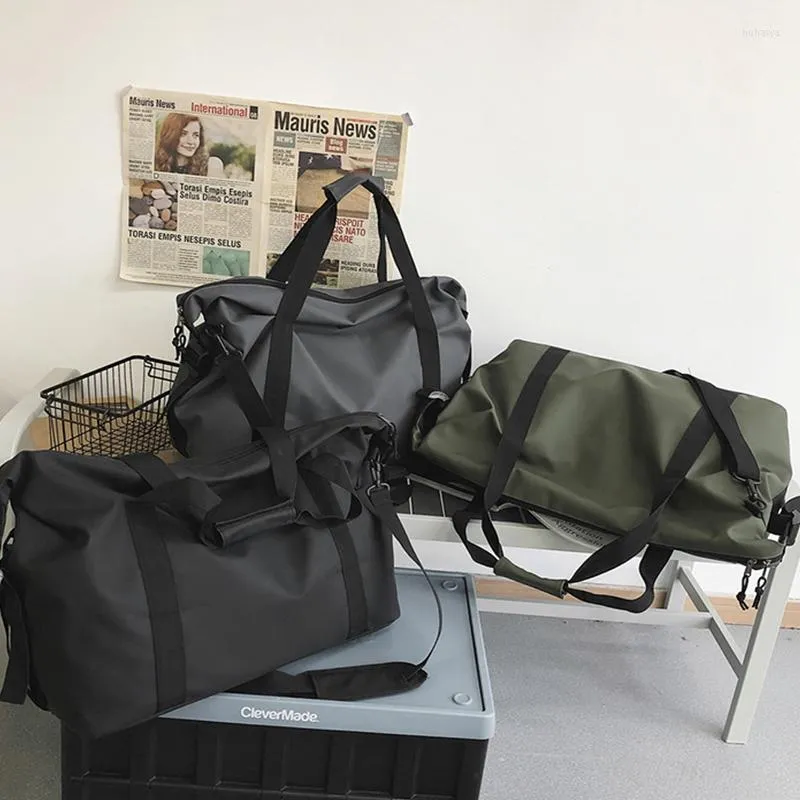 Duffel Bags Designer Fitness Travel Tote Unisex Fashionable Large-Capacity Men Simple Black Sports Women's Shoulder Bag 2022