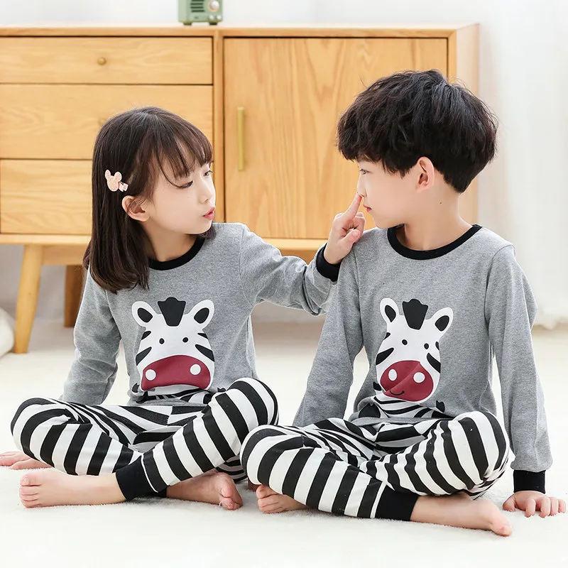 Pyjamas Automne Hiver Enfants Ensembles Bébé Fille Vêtements Garçons Pyjamas Filles Pijamas Vêtements De Nuit Pour Enfants À Manches Longues TshirtPants 221124