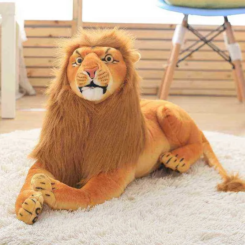 Simulation 3090Cm Lifelike Lion Plush Toy For Kids Cute Forest Animal Doll Cuddle Birthday Gift Home Garden Decor J220729