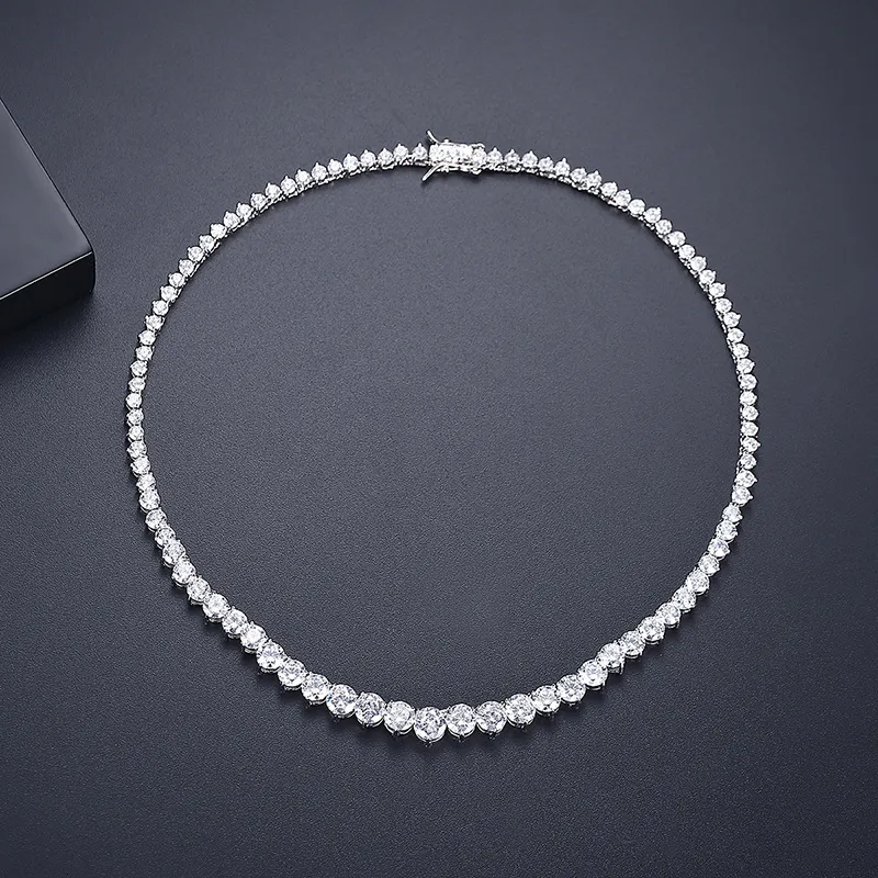 Choker Necklaces For Women: Elegant White Gold Filled Choker