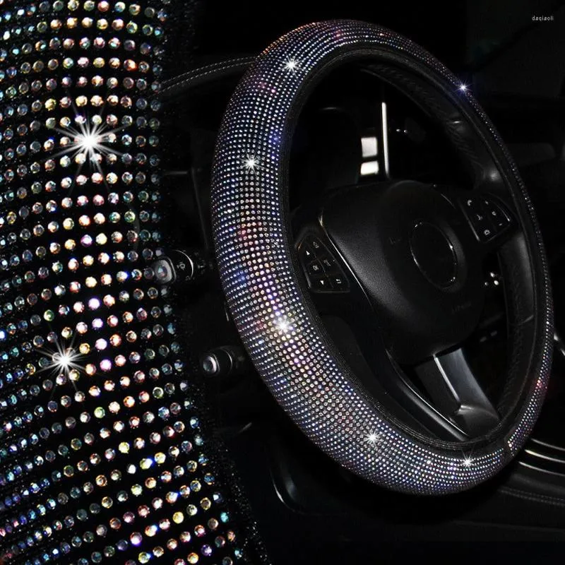 Рулевое колесо покрывает автомобильное покрытие Universal No Внутреннее кольцо с полными бриллиантами, мигающими модными эластичными оптовыми аксессуарами
