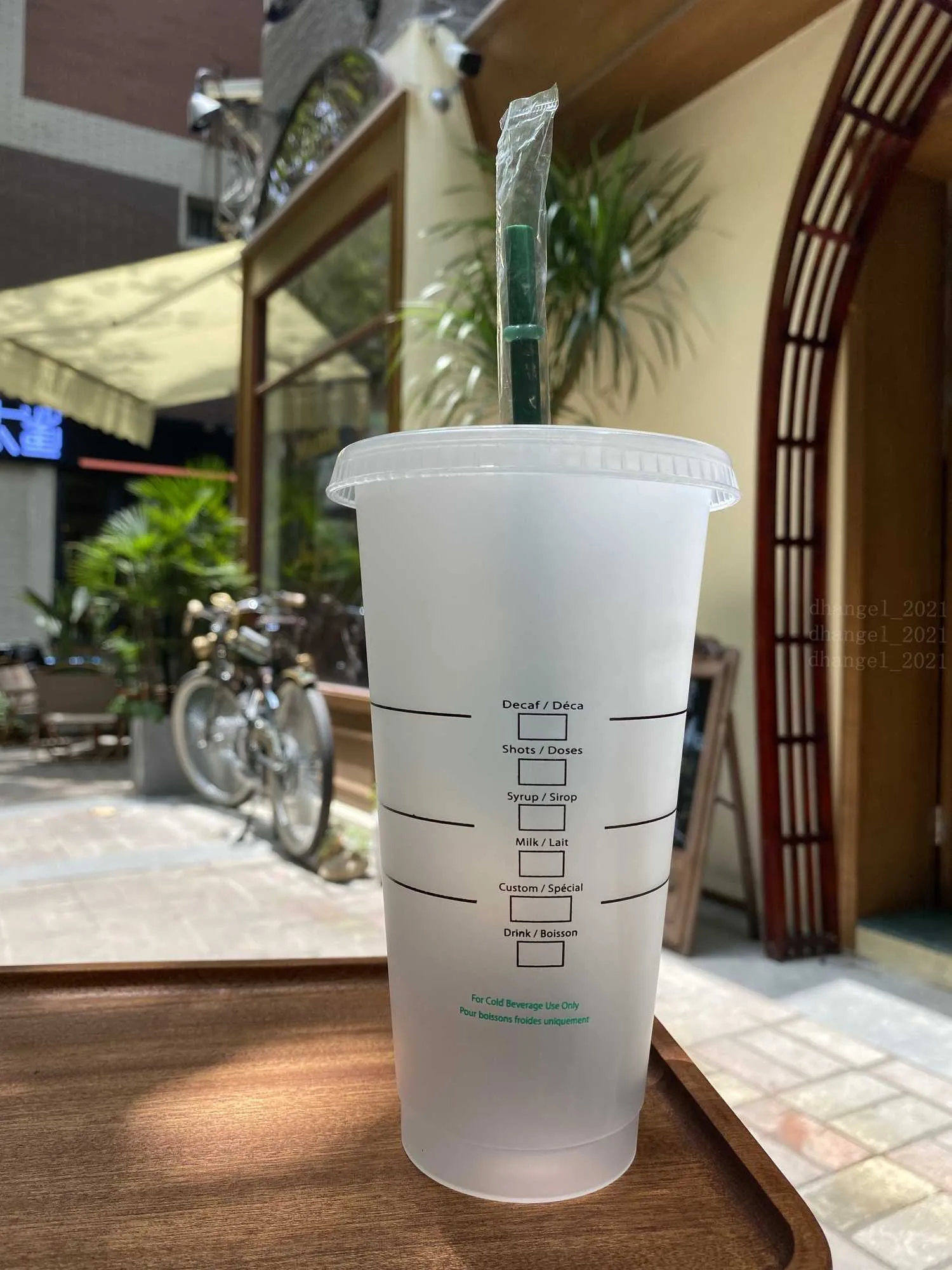 Starbucks Mugs 24oz 16oz Plastic Tumbler Reusable Clear Drinking Flat Bottom Cups Pillar Shape Lid Straw Cup Bardian Free DHL