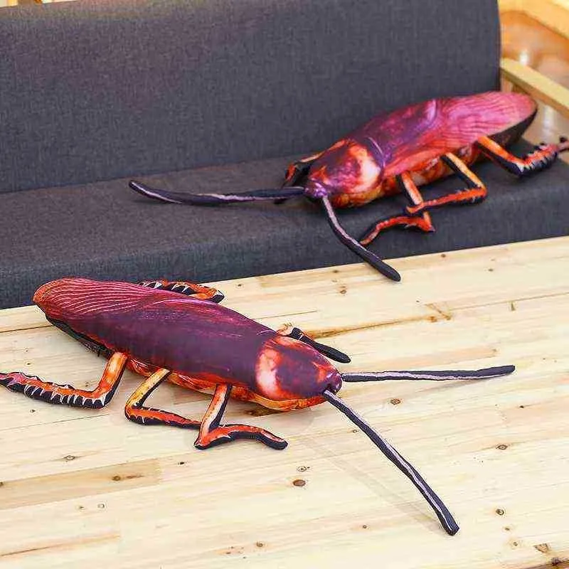 1Pc 55Cm Funny Simulation Cockroach Cuddle Stuffed Insect Toy Doll For ldren Creative Soft Cushion Weird Birthday gift Toy J220729