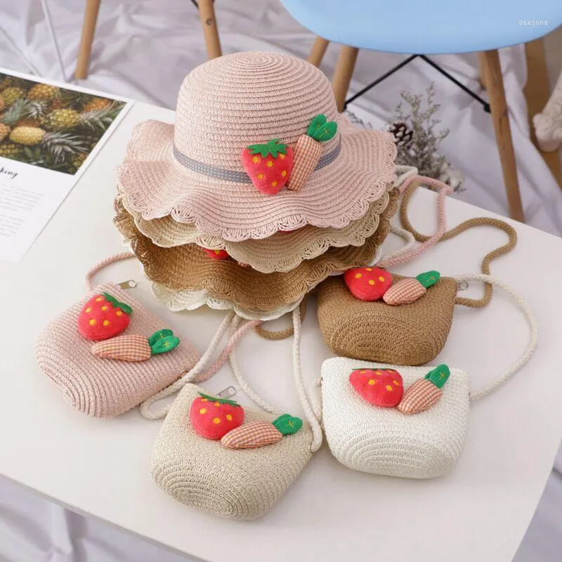 Chapeaux mignon fraise carotte décor enfants chapeau de paille été fille voyage tout correspondant en plein air plage Protection solaire casquette sac costume