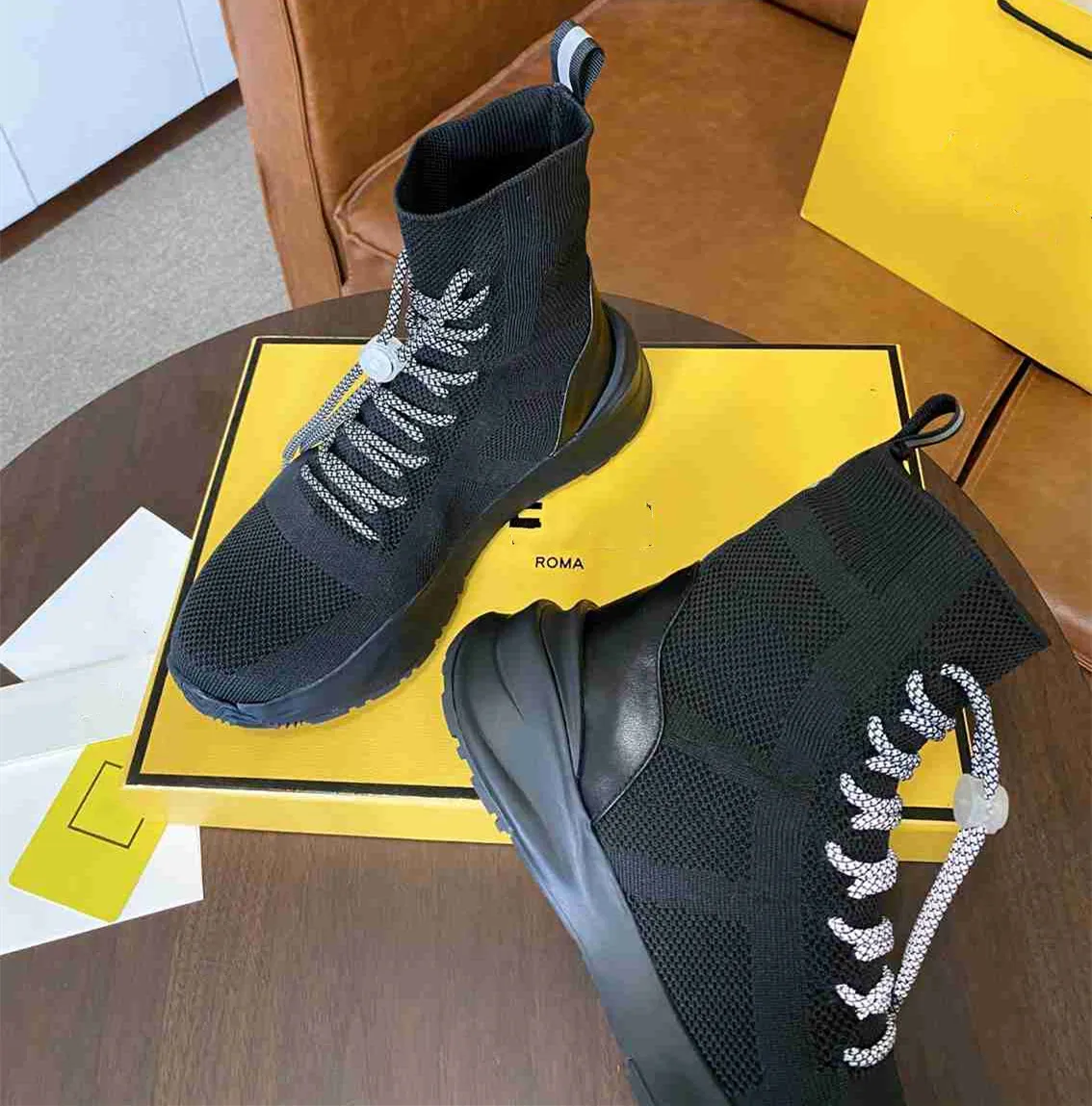 2022 Designer Fendyity Boots Buty nagie czarne spiczaste palce średnie obcasy długie krótkie buty buty nmm