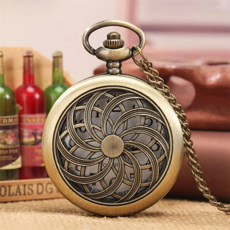 Pocket Watches Bronze Hollow Flower Quartz Necklace Watch Men Women Vintage Pendant Clock Arabic Numeral White Dial Chain Timepiece Gift