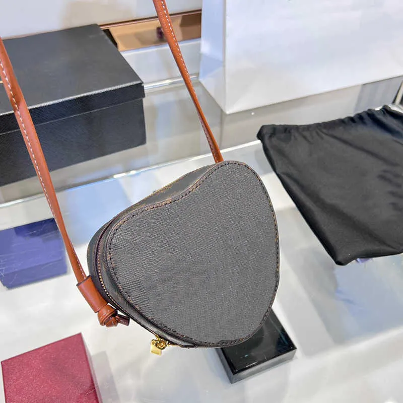 Kvällspåsar axelväska coabag designer väskor älskar läder handväska damer mode messenger plånbok mini retro tygväska 4 färger 220915