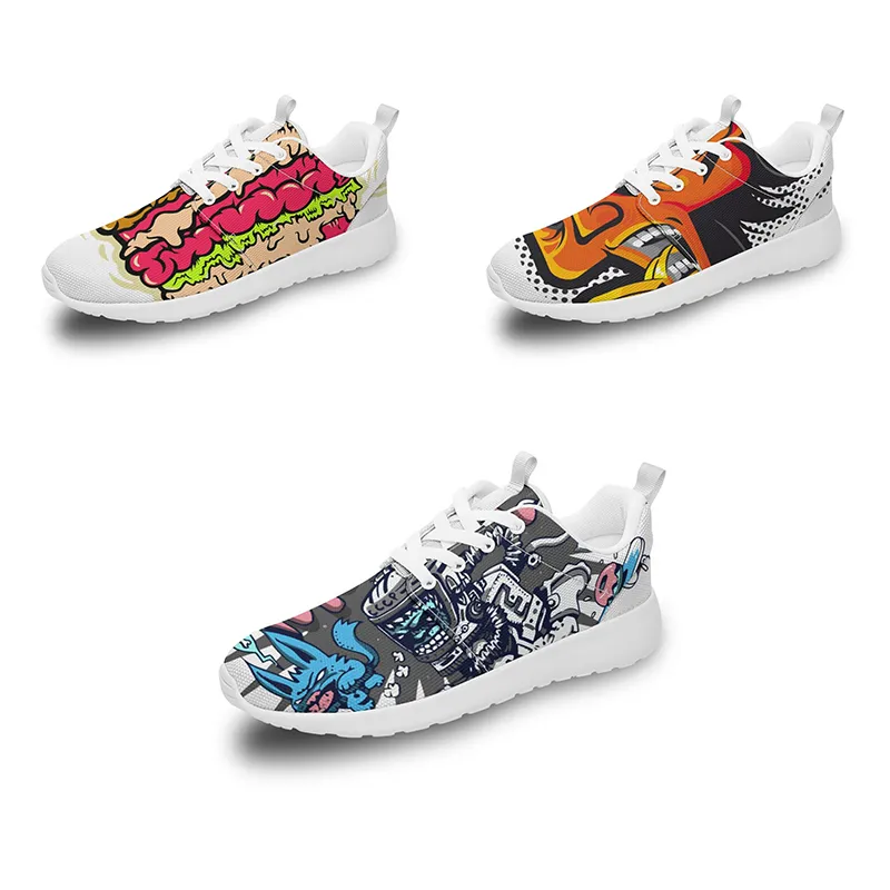 män kvinnor diy anpassade designer skor låg topp skateboard sneakers trippel svart anpassning uv tryck sport sneakers xuebi 100-250155