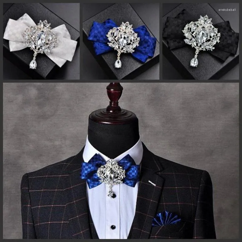 Fliegen Britische Krawatte für Herren High-End-Geschäftsbankett Hochzeitsaccessoires Luxuriöses handgefertigtes Bowtie-Taschenhandtuch-Set mit Strasssteinen