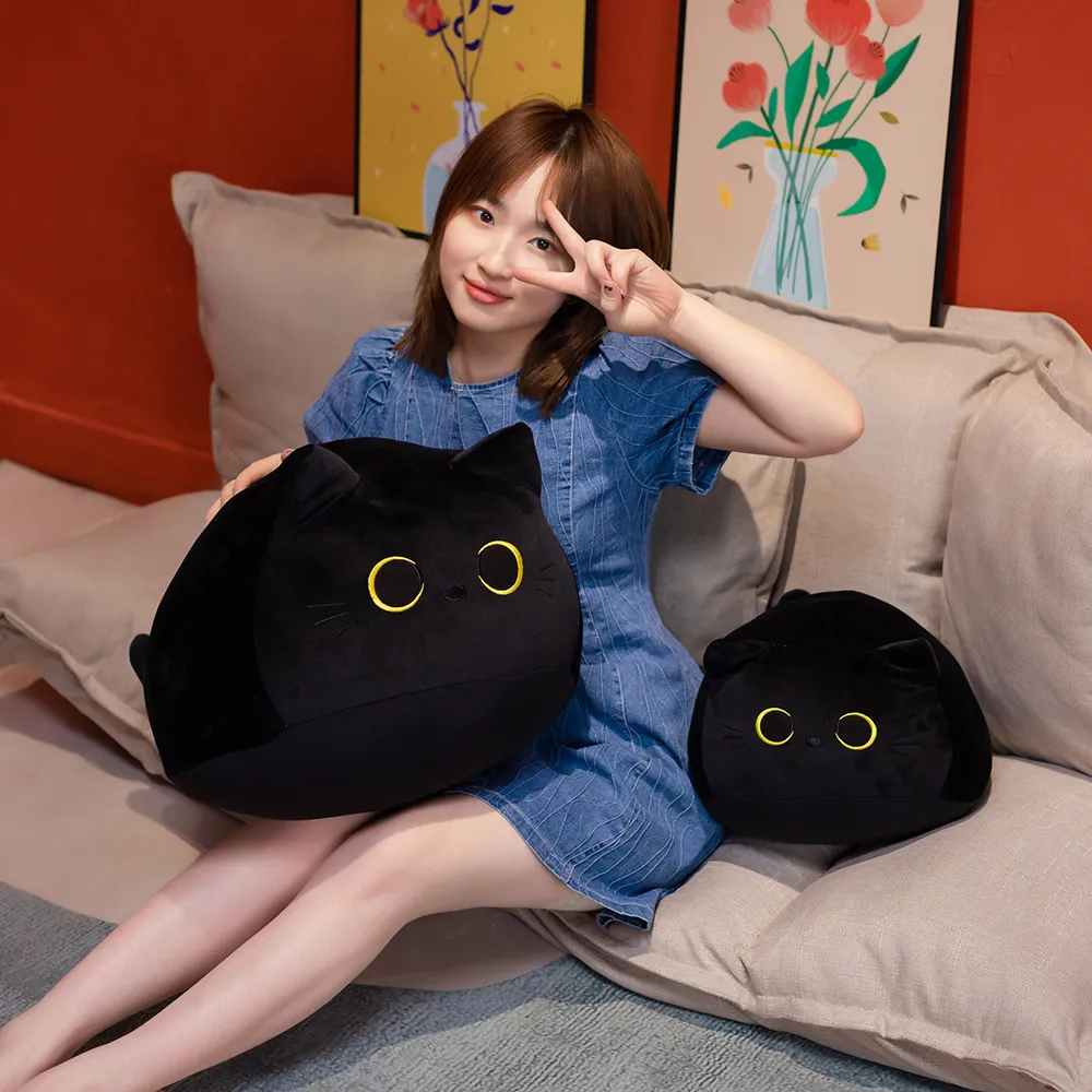 Pluszowe lalki 1PC Black Cat Toy Soft Kawaii IE Pillows Anime Piękne kreskówkowe zwierzę zwierzęta Dollowe dziewczyny Walentynkowe Prezenty Ozdoby 221125