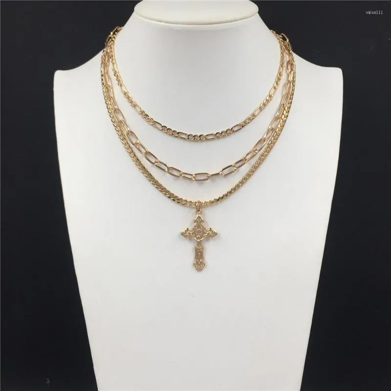 Pendant Necklaces Gorgeous Gold Color Plating Snake Chain Cuba Layered Necklace With Engraved Cross For Women Chic Trendy Jewelry