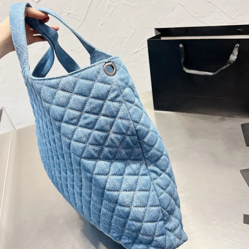 Large Shopping Bag Quilted Overstitching Leather Handbag Purse Fashion Gold Silver Metal Letter Denim Canvas Tote Bags Removable Zipped Pouch