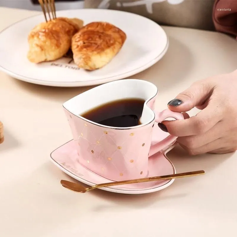 Mugs Heart-shaped Polka Dot With Spoon Cup And Saucer Set Coffee Personalized Mug For Friends Girlfriends Couple Gifts