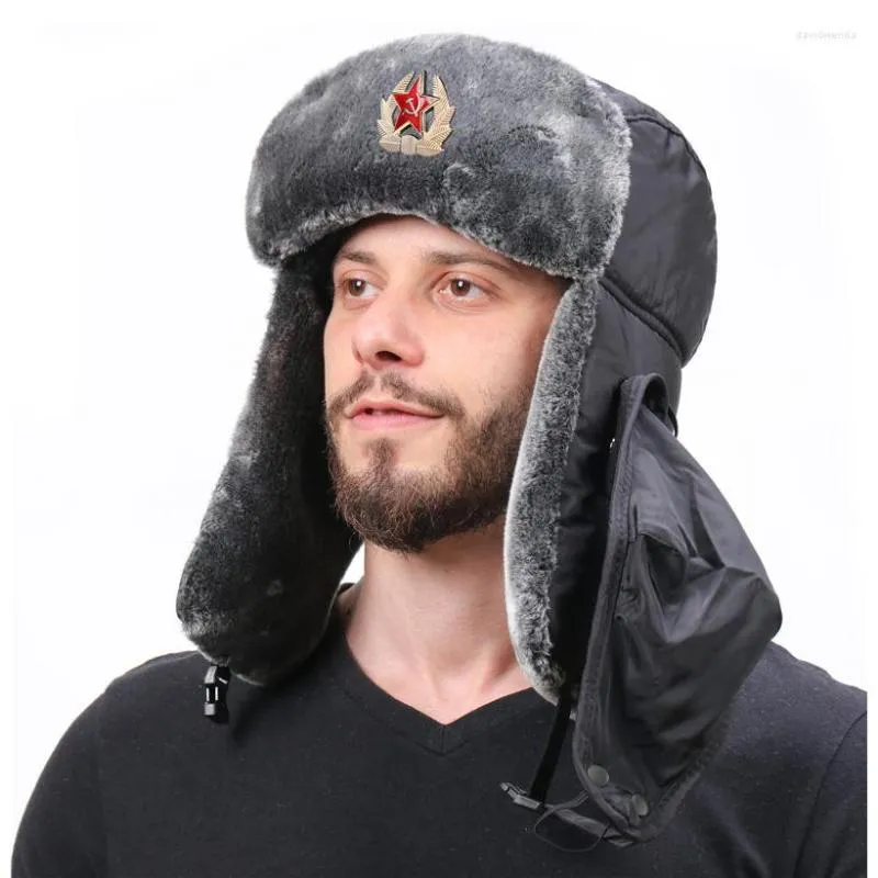Berets Winter Soviet Military Badge Bomber Hat Men نساء روسية Ushanka أذن التزلج على القبعات الدافئة السميكة