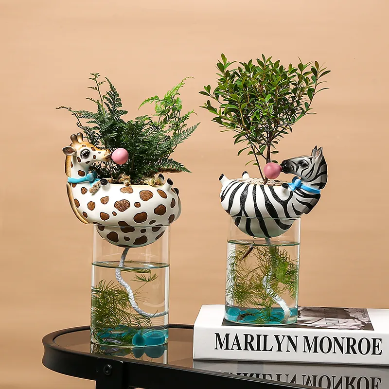 Vases Résine Animal Head Vase avec Fish Tank Bubble Cactus Naturel Plantes Succulentes Pots De Fleurs Décoration Zèbre Girafe Creative Craft 221126