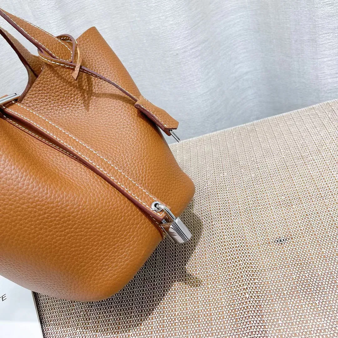 5A Real Leather Shoulder Bucket Bag Women Designer Handbags Cross Body Picotin Handbag Cow Skin Totes With Inside-bag 2396