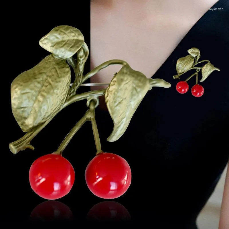 Broches broche cerise broche doux et mignon châle bouton Corsage manteau Cardigan accessoires