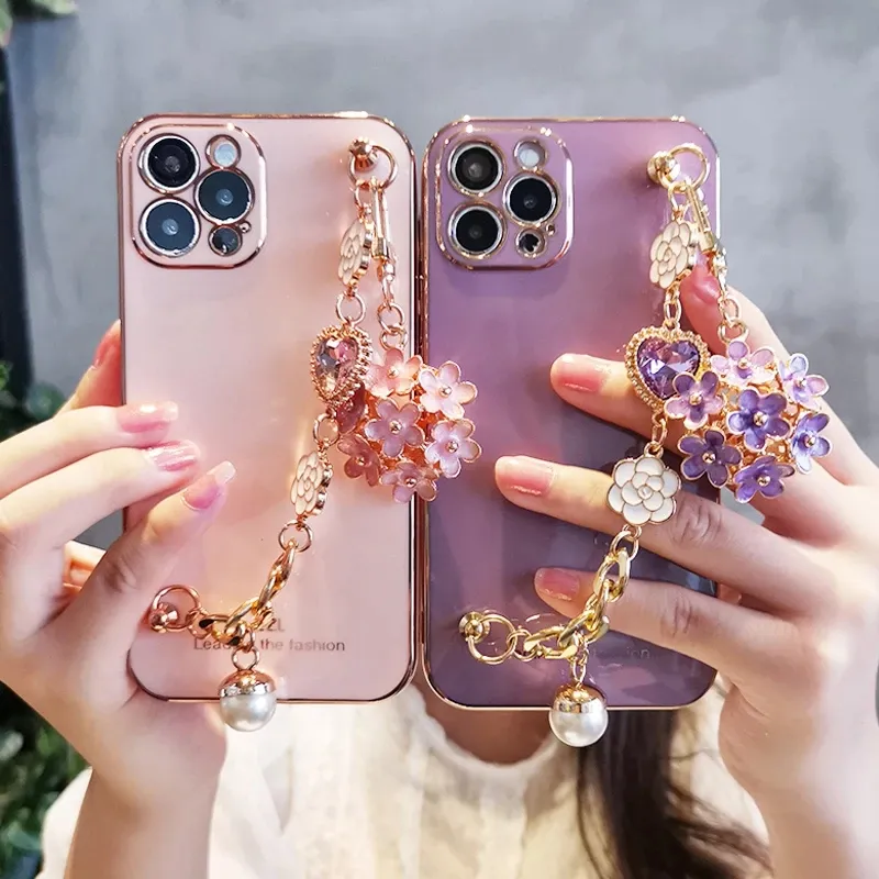 Custodie di lusso Glitter Camelia Gemma Bracciale Fiore Ciondolo Custodie per telefoni per IPhone 14 Pro MAX 13 12 mini 11 XS XR X 7 8 Plus Cover Coque