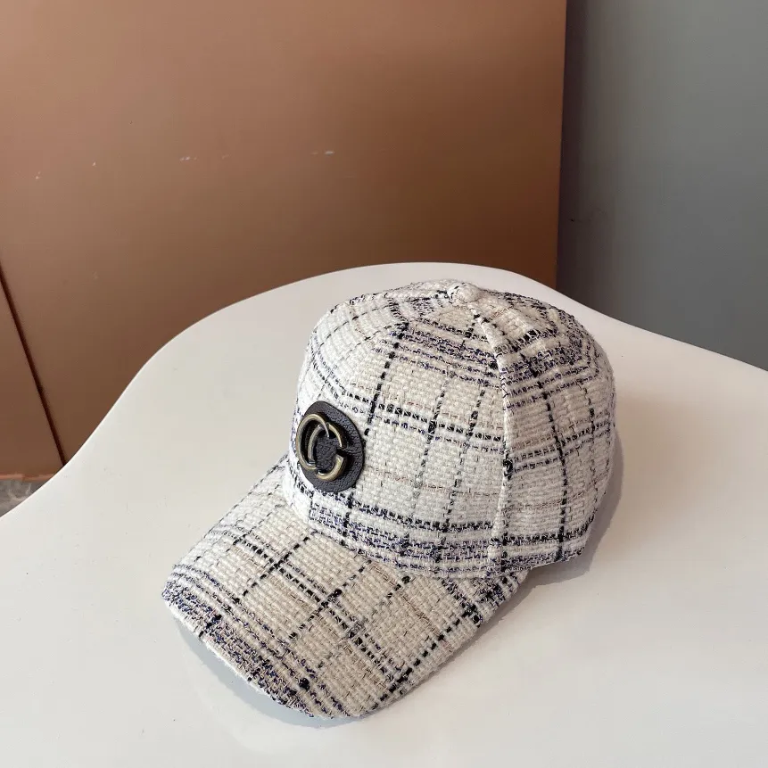 casquette Designers hatt lyx Mode Bokstäver andas Baseballkeps Randsömmar Kvinnor Män Sport Bollkepsar Utomhus Resor Solhatt mycket vacker