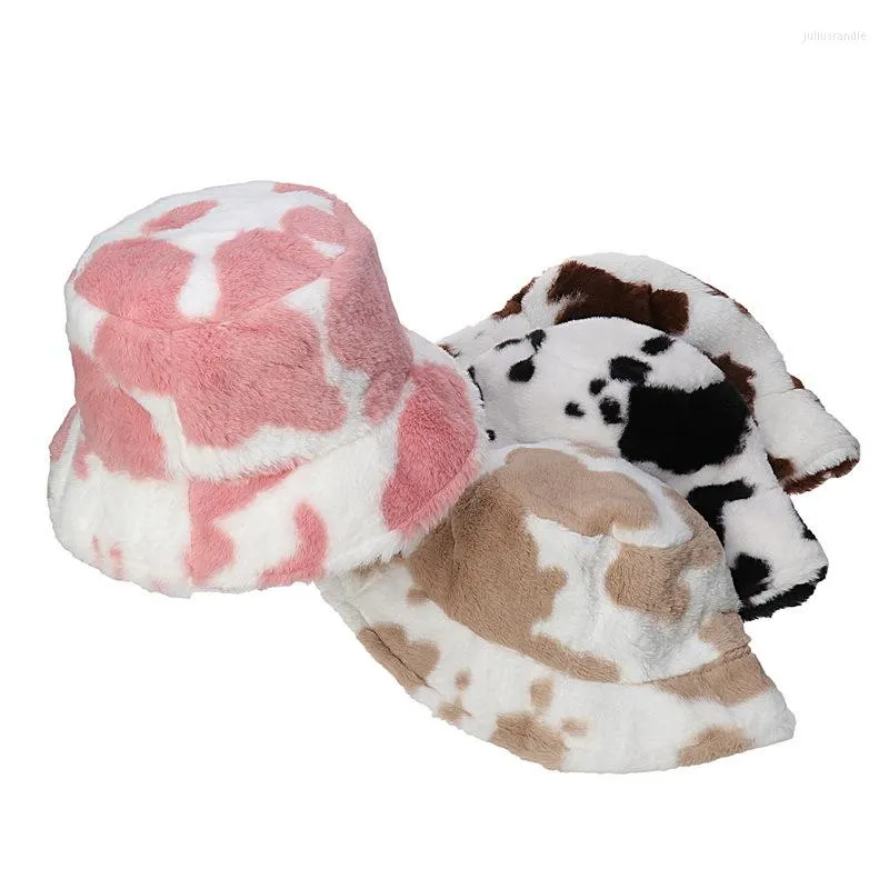 Bérets 10pcs Adulte Femmes Hommes Mode Peluche Chaud Bassin Chapeau Vache Modèle Pêcheur Cap Fedoras Belle Décor Accessoires Props Pâques