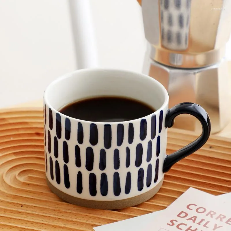 Muggar handmålade blå tryckt keramiska mugg kaffekopp par frukost enkel mjölk