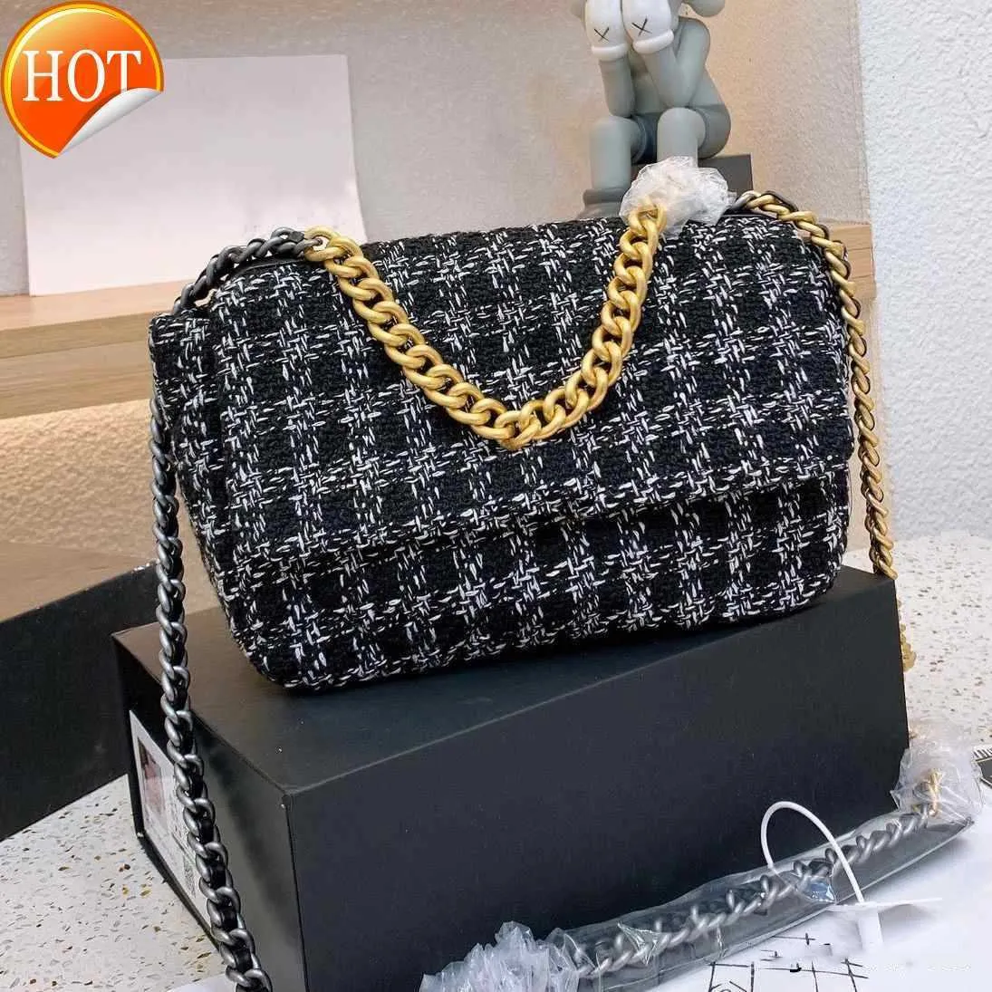 Luxury Designer Shoulder Bags Women's Fashion Diamond Ringer Tote Bag Multi-functional Large Capacity Metal Chain Crossbody Bag Factory Direct Sales