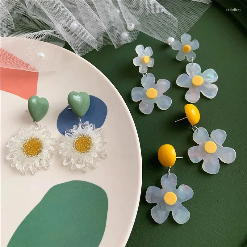 Backs Earrings Korean Style Small Yellow Sunflower Flower Acrylic Daisy Clip On Pendant Mori Resin Flowers Screw Ear Clips For Female