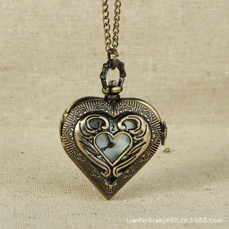 Pocket horloges 6092gift Watch Casual Women Bronze gepolijste hart holle retro kleine vorm pedant damesschuim