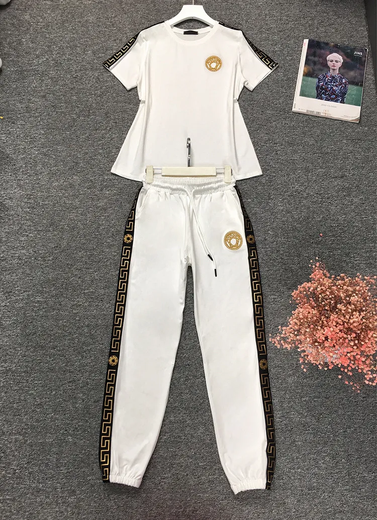 2023 Kvinnor Tracksuits Spring and Autumn New Leisure Sports Suit Women's Fashion Two-Piece Set Large Street Trend
