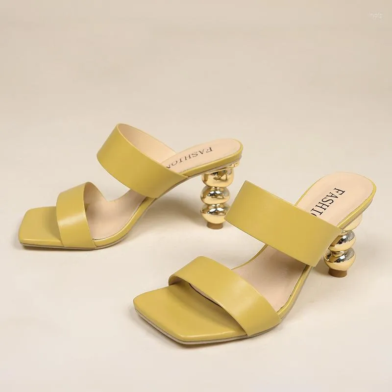 Pantofole 2022 Design estivo in metallo Strani tacchi alti Pantofola da donna Elegante punta quadrata Slip-On Slider Scarpe Sandali da donna Taglia 42
