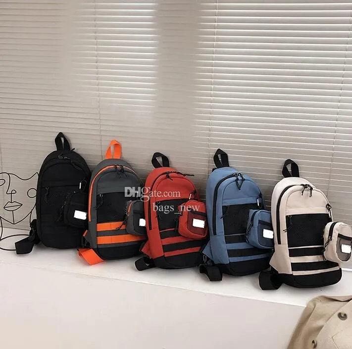 Erkekler Moda Sırt Çantası Crossbody Omuz Çantası Göğüs Paketi Cüzdan Şarj Portu Sling Yan Kadınlar Seyahat Edinme Messenger Göğüs Çantaları