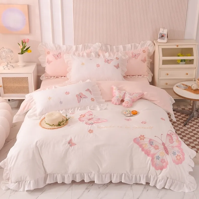 Bedding sets Pink Butterfly Embroidery Princess Set Ruffles 400TC Washed Cotton Quilt Cover Comforter Linen Pillowcases 221129