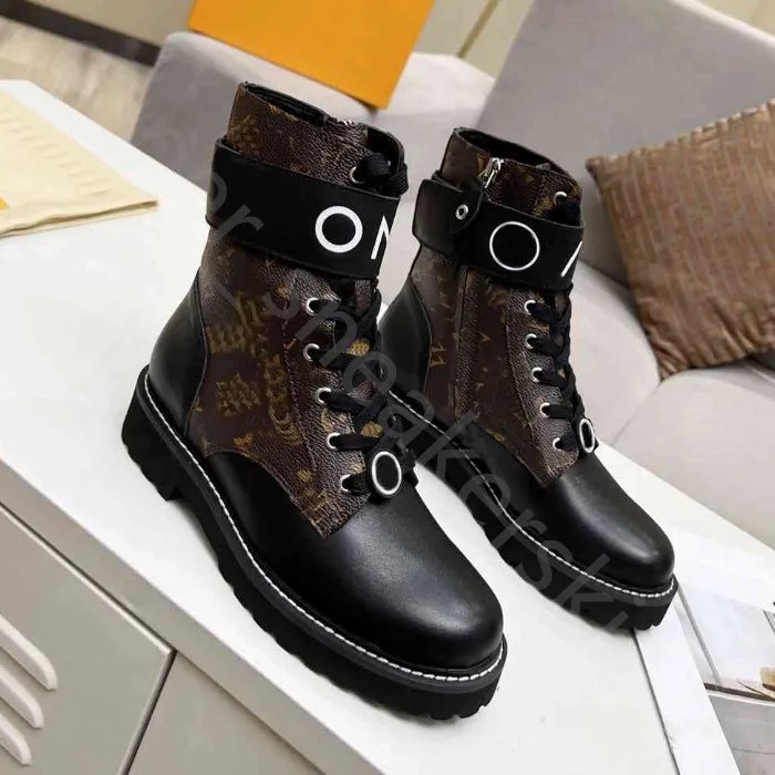 Designer Boots Women Ankle Boots platform Black flats combat Boot low heel lace-up booties leather chains logo buckle womens luxury Designers shoes 35-41