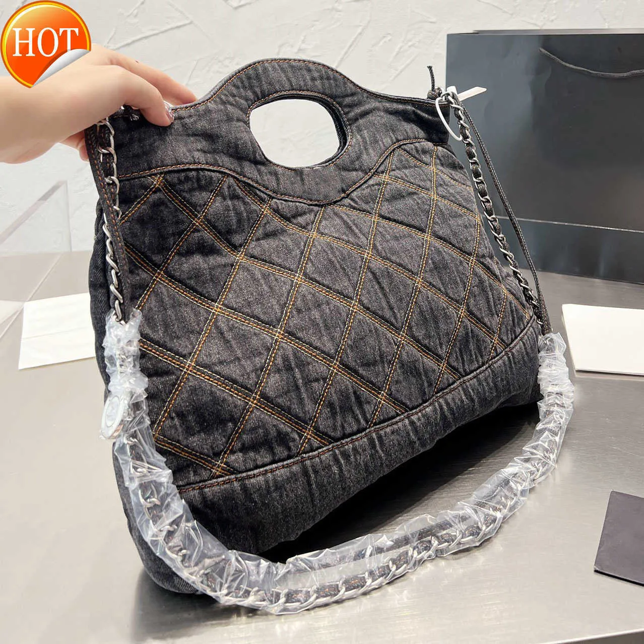 Buy Wholesale China Tabby Designer Bag Tote Bag Luxury Girls Women's  Shoulder Bags Two Sizes Top Quality Solid Color Bag With Chains Fashion Bag  & Luxury at USD 35 | Global Sources