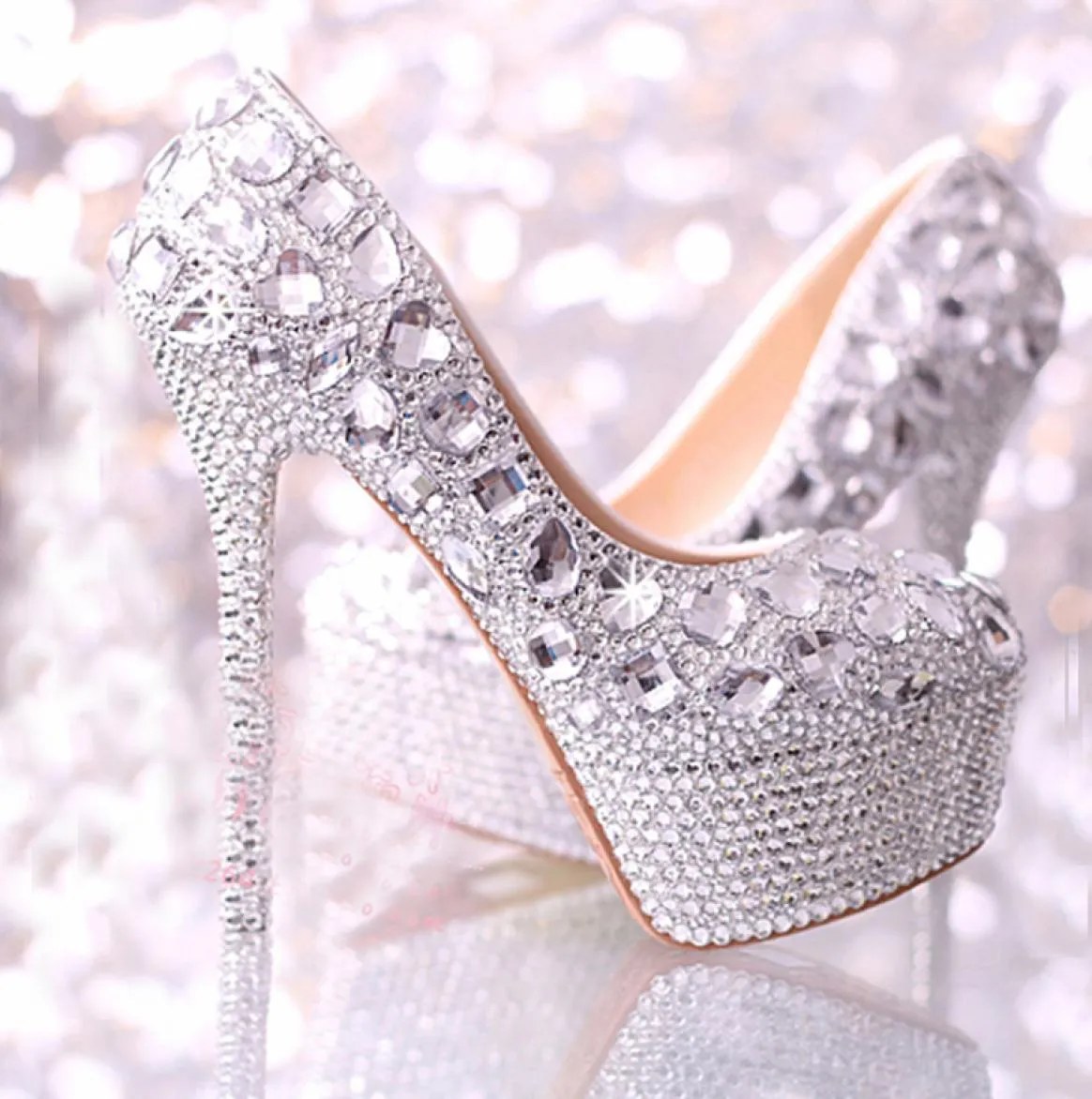 Chaussures de mariage Femmes hautes talons Crystal Fashion Bridal Dress Chaussures Femme Plateformes Silver Silver Rhinestone Prom Prom Pumps8073855