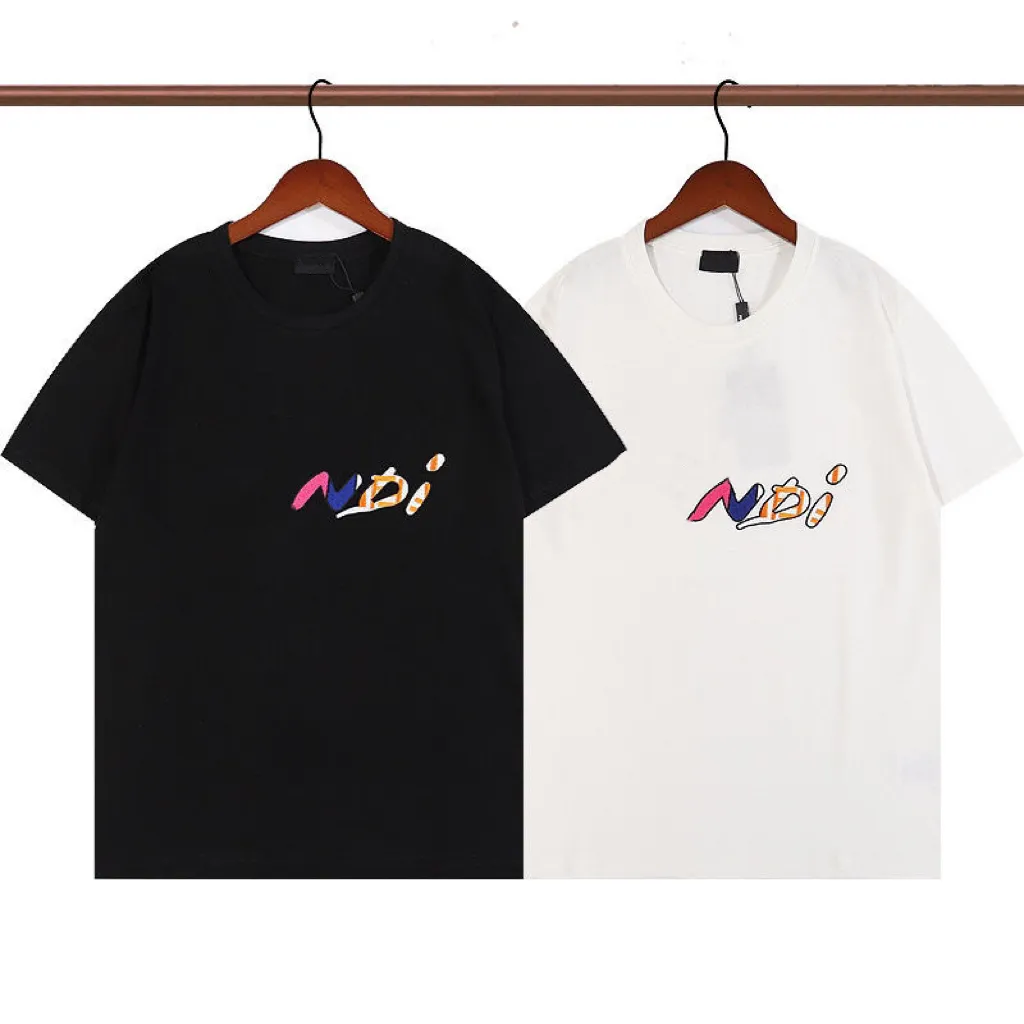 2023 Designers de camiseta de moda masculino masculino roupas pretas camisetas de manga curta feminina feminina hip hop streetwear tshirts s-5xl