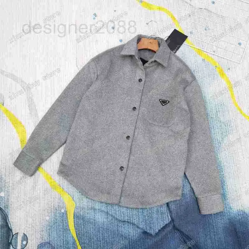 Giacche da uomo designer anni '21 designer da uomo baseball Etichetta triangolare in metallo lettera Panno di lana streetwear Cappotti Capispalla Bavero Collo uomo Abbigliamento Cotone DME6