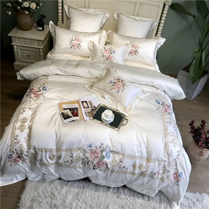 Set di biancheria da letto 1000TC Cotone Egiziano Ricamo di Lusso Bianco Set Queen King size Super Copripiumino Set lenzuola parure de lit 221206