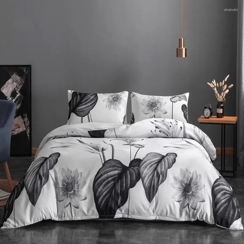 Defina a cama Luxury Grey Folhas brancas Padrão Tampa de edredão Fronhas de cama de cama para roupas adultas crianças confortáveis ​​decoração de lareira