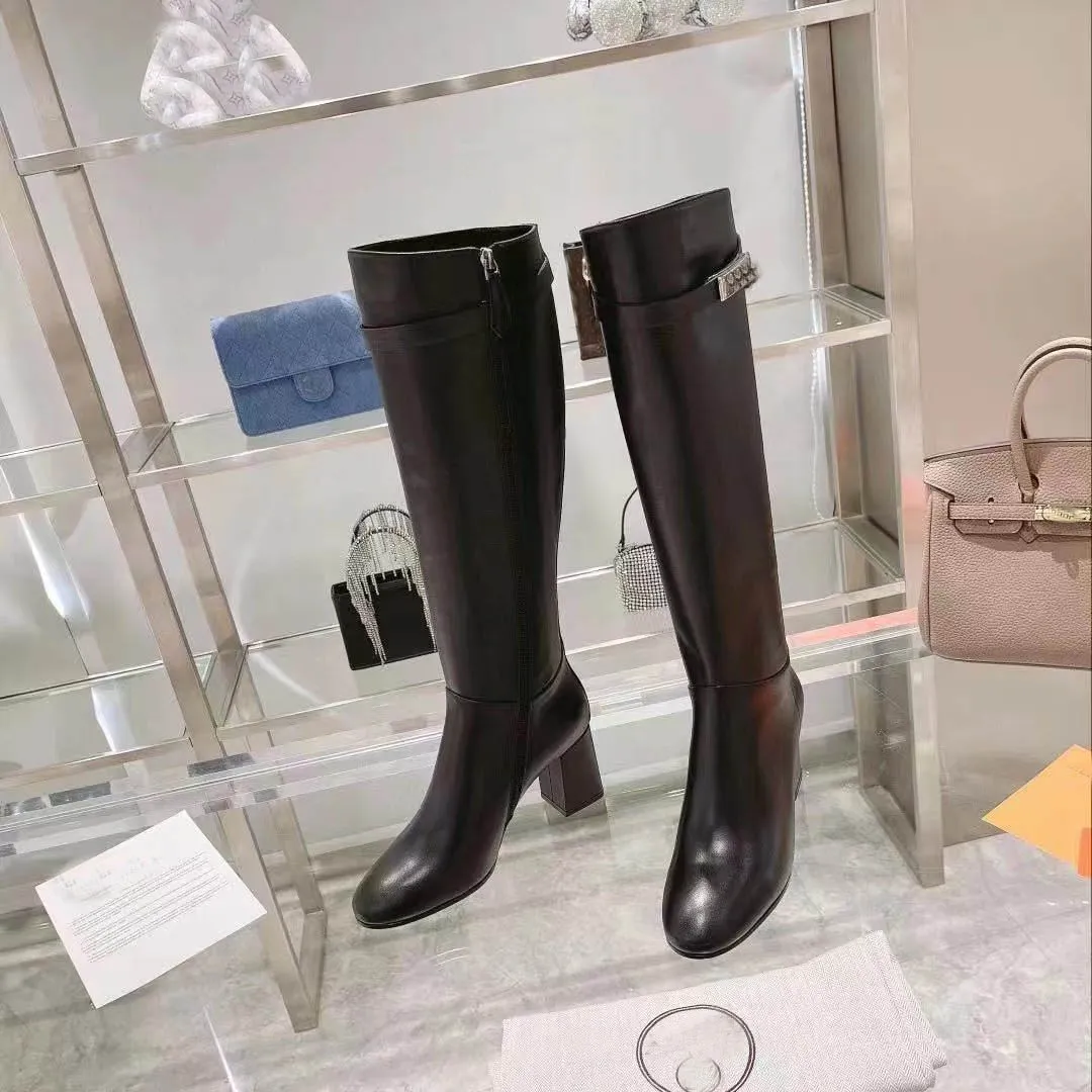 2022 Toppkvalitet Fashion Luxury Heels Women Boot Square t￥r ￤kta l￤derknapp H￶g klack med grov h￤l 7,5 cm skor lady sko stor storlek US11 35-41