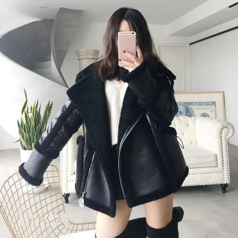 Femme's Fourrure Femme Faux Luxe Shearling Court Manteau Femme Hiver Noir Véritable Cuir Down Veste 2022 Chaud Moto Agneau Vêtements D'extérieur