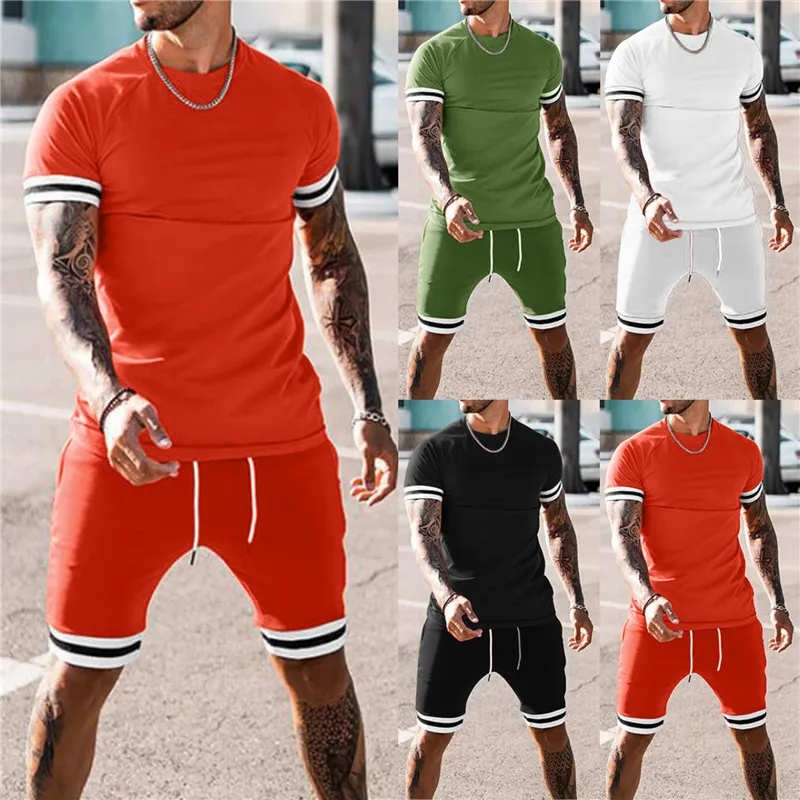 New Summer Men Sets Casual manica corta Tute sportive Abbigliamento sportivo da uomo Patchwork Tuta a righe Uomo Jooger Set slim fit