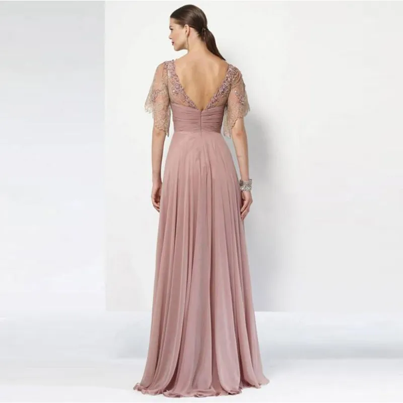 Abito della madre della sposa in blush rosa in chiffon a cornice corta abiti da festa con lampade in pizzo scollatura gioiello