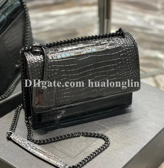 Ladies purse clearance with mobile holder