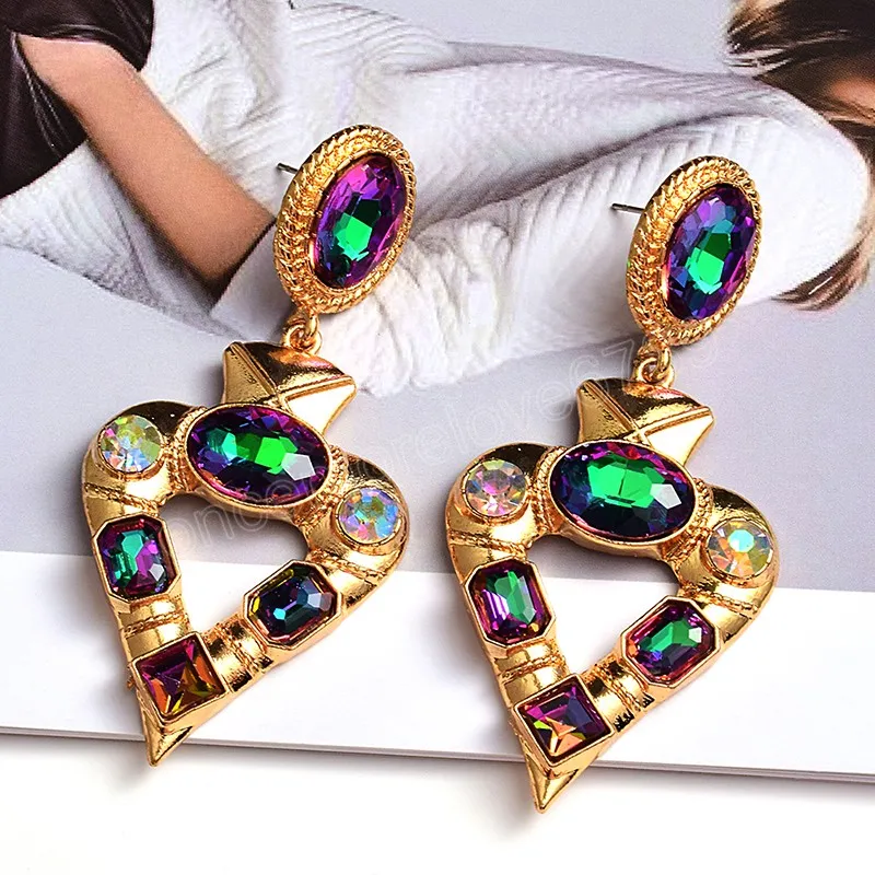 Boucles d'oreilles longues en métal et cristal coloré, accessoires de bijoux à la mode pour femmes, boucles d'oreilles en forme de cœur