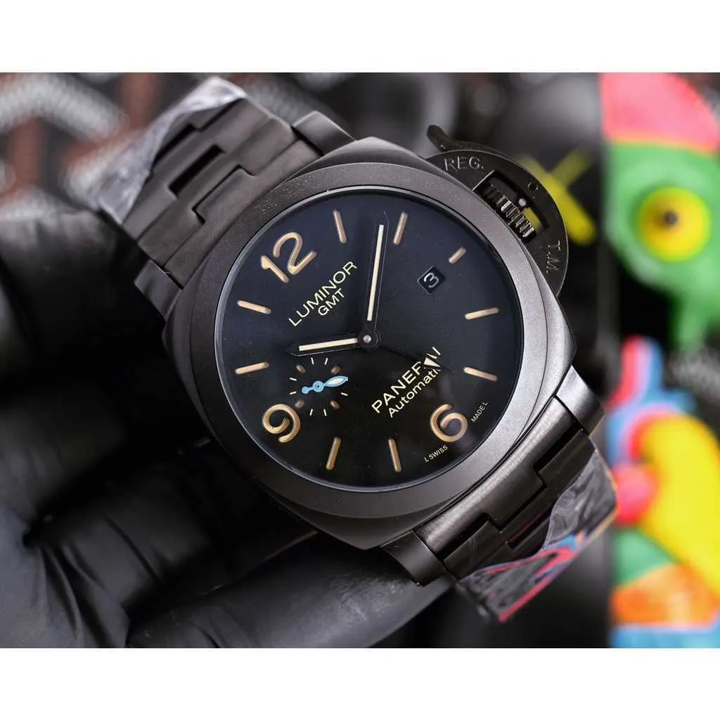 Designer Uhren Uhren für Herren mechanische automatische Bewegung Sapphire Spiegel Größe 44mm Sport Armbandwatches wasserdichte Armbanduhr