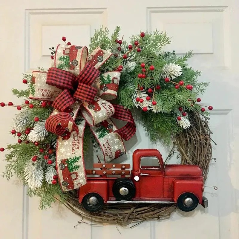 Fleurs décoratives 2022 Couronne de Noël Arcs de voiture Guirlandes de Noël Ornements de porte suspendue Guirlande avec camion rouge Navidad Année Décor