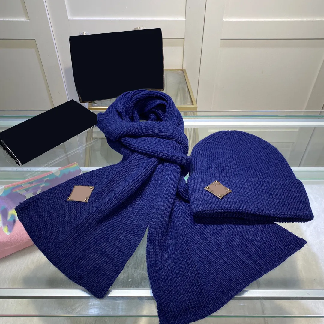 Mens designer sales hat and scarf