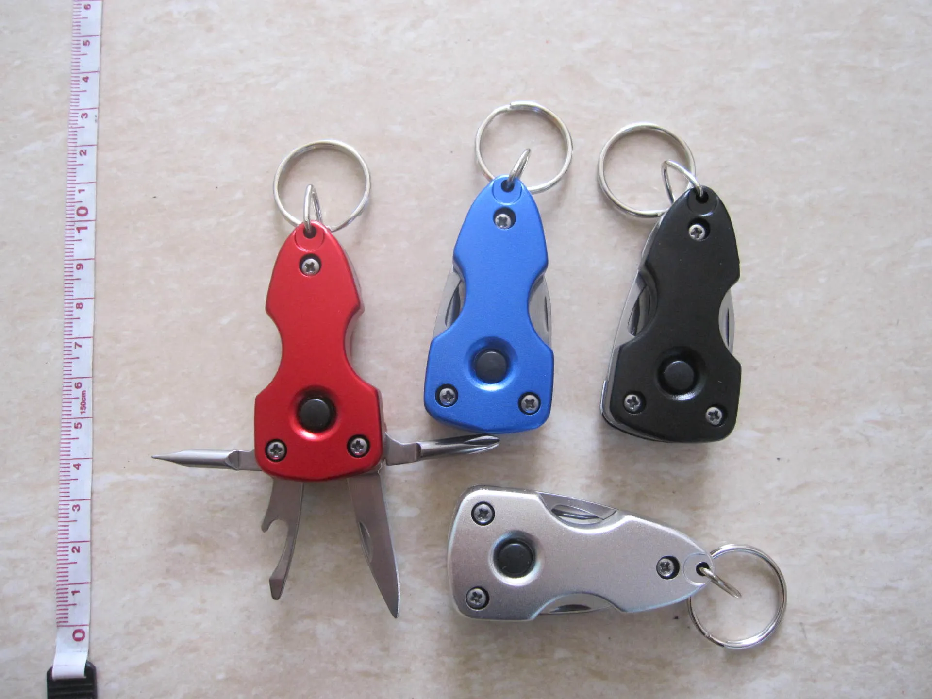 Gadgets ao ar livre Mini Pequeno a￧o inoxid￡vel Multi Tool Keia